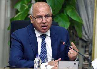 وزير النقل يبحث تسيير خط سريع للحاصلات الزراعية سريعة التلف بين مصر وإيطاليا