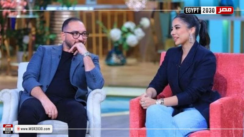 محمد ثروت وخطيبته