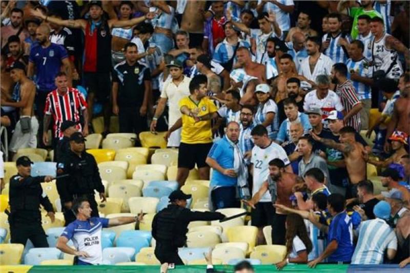 الفيفا يفتح تحقيقًا في أحداث شغب مباراة البرازيل والأرجنتين