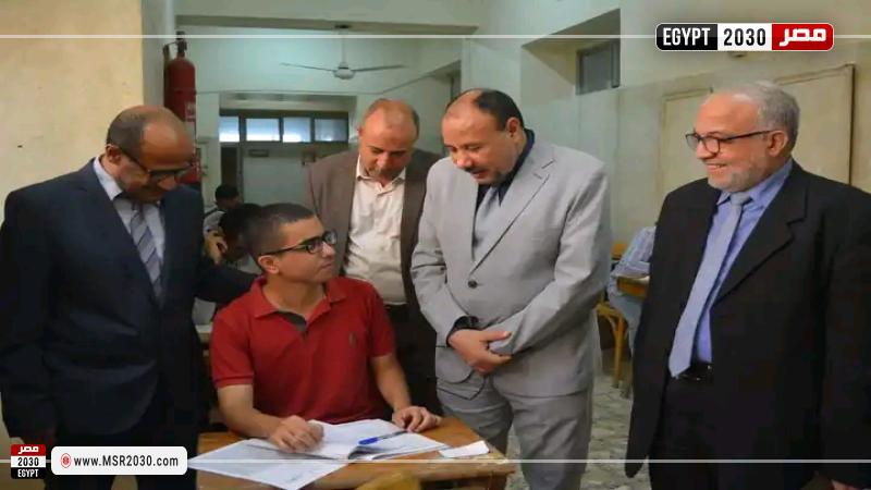كلية طب الأزهر بأسيوط