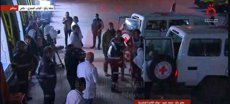 شاهد.. لحظة إطلاق سراح الدفعة الرابعة من الأسرى الإسرائيليين