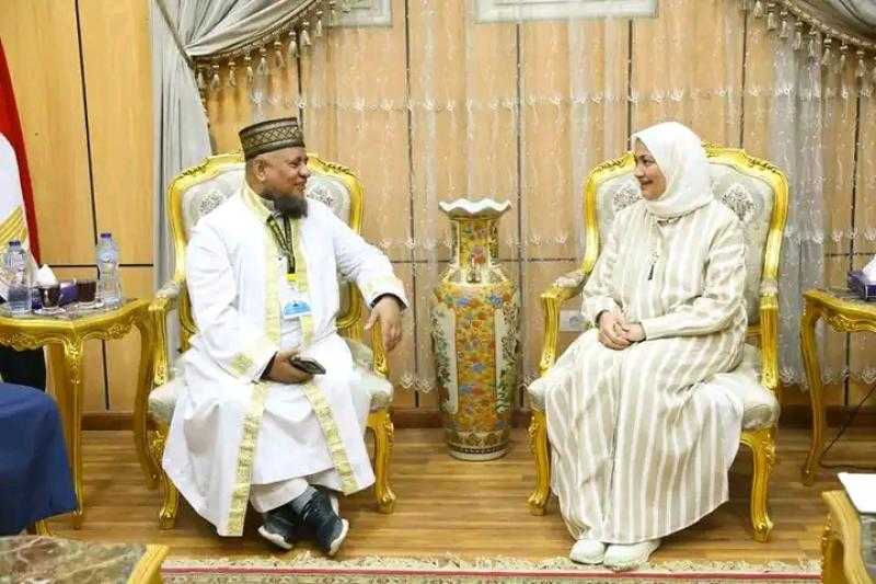 مستشار شيخ الأزهر تبحث مع «أكاديمية القرآن للباحثين الصغار» تعزيز التعاون المشترك
