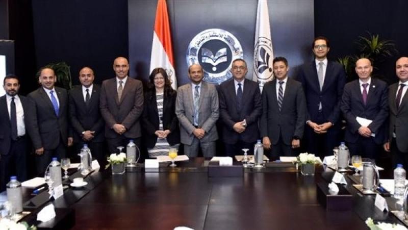 رئيسا «هيئة الاستثمار» و«البورصة» يبحثان تفعيل أطر التعاون لدفع عجلة التنمية الاقتصادية