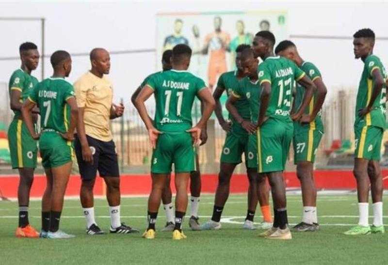 وصول بعثة سوار الغيني إلى القاهرة استعدادا لمواجهة الزمالك في الكونفدرالية