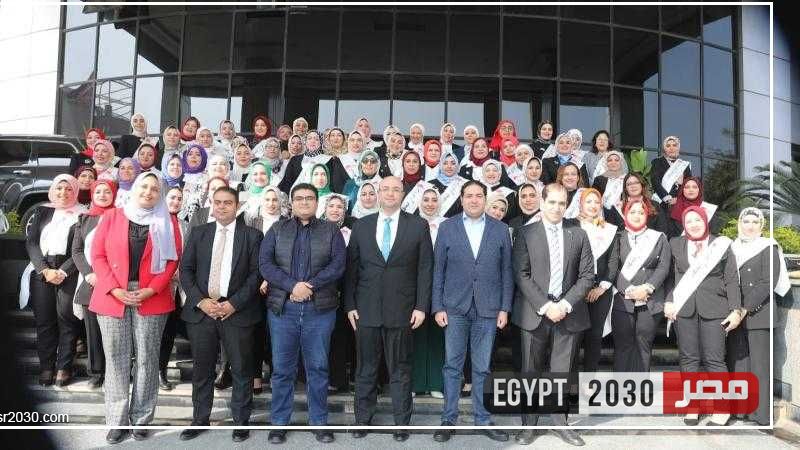 محافظ بني سويف يهنئ المتدربات لاجتيازهن الدورة التدريبية ضمن برنامج «المرأة تقود»