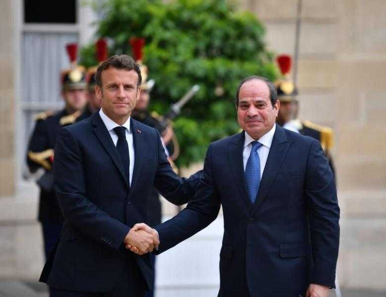 الرئيس السيسي يتلقى اتصالا من ماكرون لبحث إمكانية عقد قمة ثلاثية مصرية فرنسية أردنية بالقاهرة