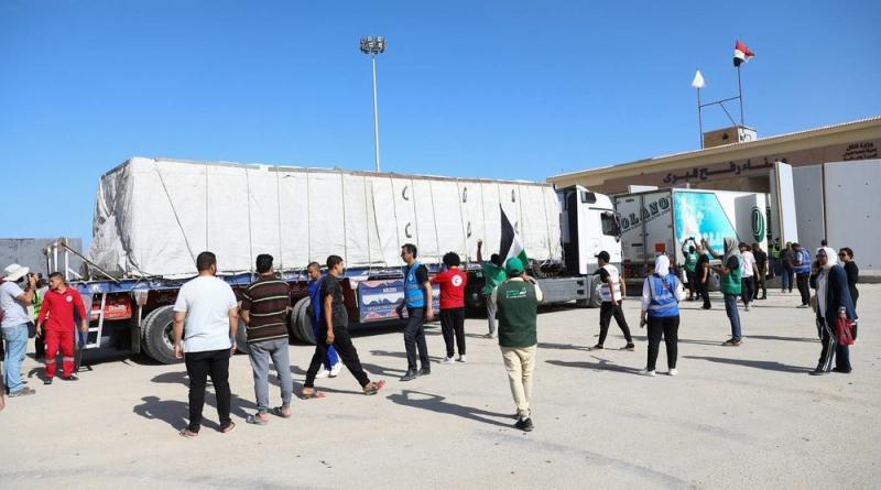 بريطانيا تستكشف طرق مساعدات بديلة مع استئناف القتال في غزة