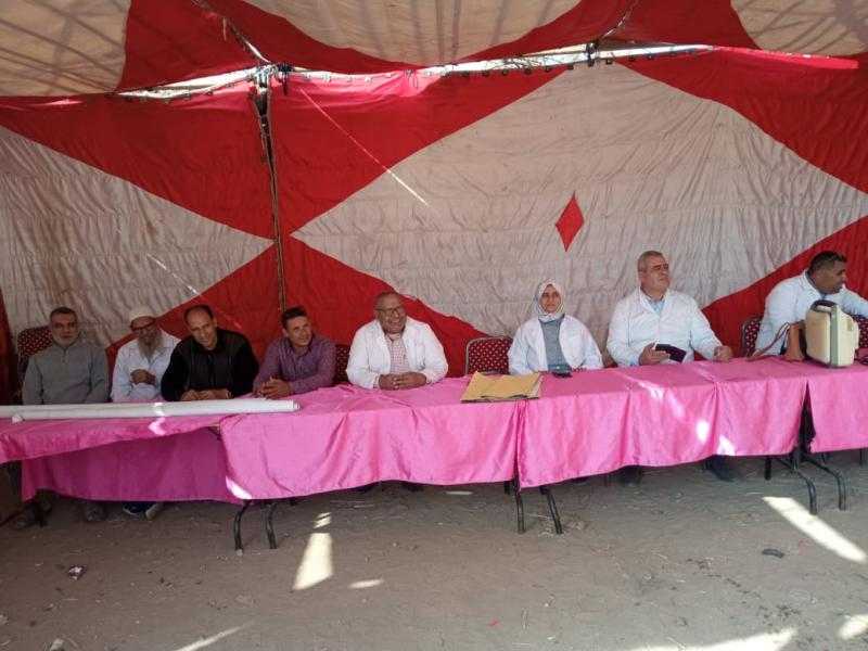 745 حالة.. حصاد قافلة جامعة الزقازيق اليوم بقرية بحطيط بالشرقية