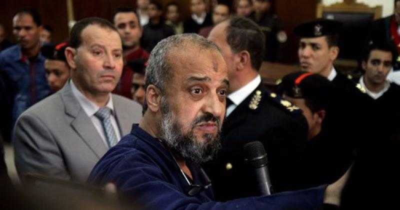 قرار عاجل من ”جنايات القاهرة” بشأن محاكمة بديع والبلتاجي في ”أحداث المنصة”