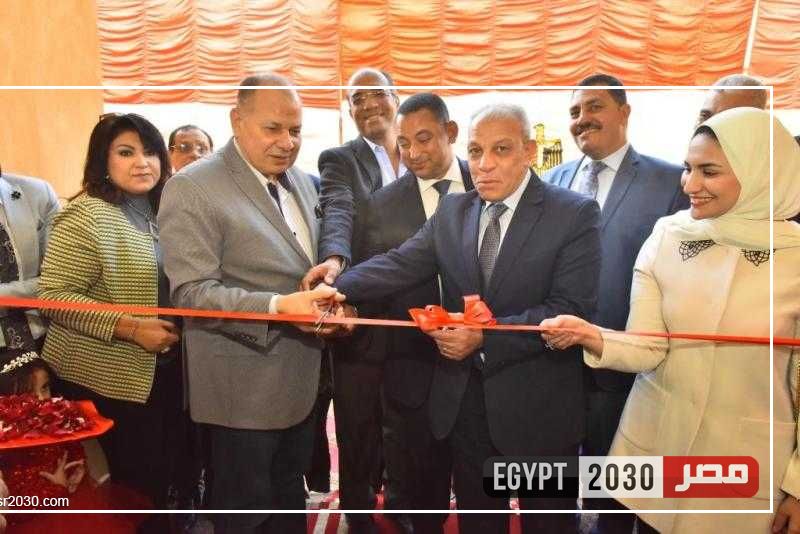 محافظ أسيوط ورئيس هيئة تنمية الصعيد يفتتحان المجمع الصناعي الحرفي