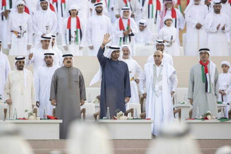 بمناسبة عيد الاتحاد الـ 52.. محمد بن زايد يشهد «مسيرة لأبناء القبائل»