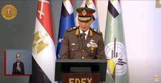 وزير الدفاع: امتلاك القوة الرشيدة الضمان الأساسي للأمن والسلام