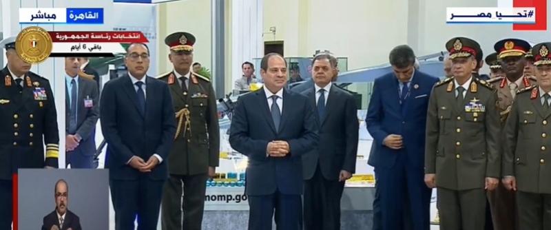 السيسي يتفقد جناح مجمع الصناعات الهندسية بمعرض «إيديكس 2023».. فيديو
