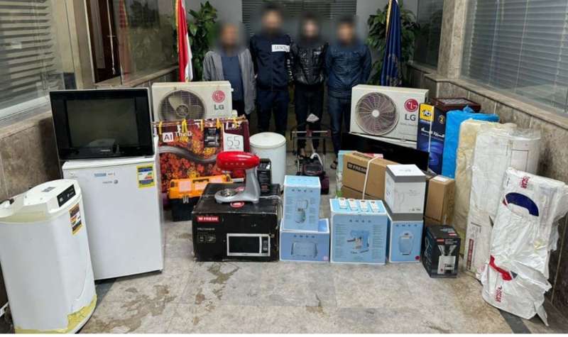 المتهمون والمضبوطات 