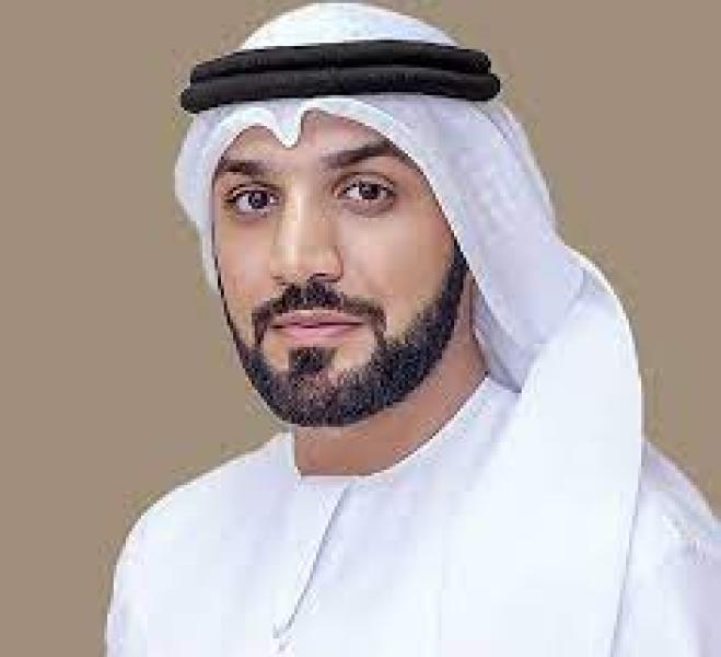 مدير جامعة محمد بن زايد للعلوم الإنسانية 