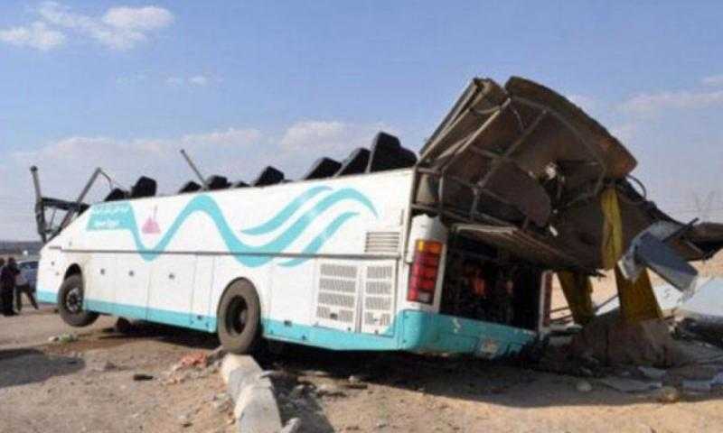 بسبب الشبورة.. مصرع وإصابة 34 شخصا في حادث انقلاب أتوبيس في المنيا