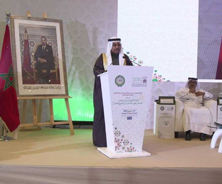 العسومي: بعض الدول الكبرى ألقت بمبادئ القانون الدولي في مزبلة التاريخ