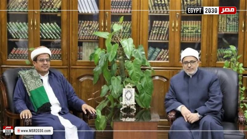 رئيس جامعة الوسطية اليمنية يزور جامعة الأزهر