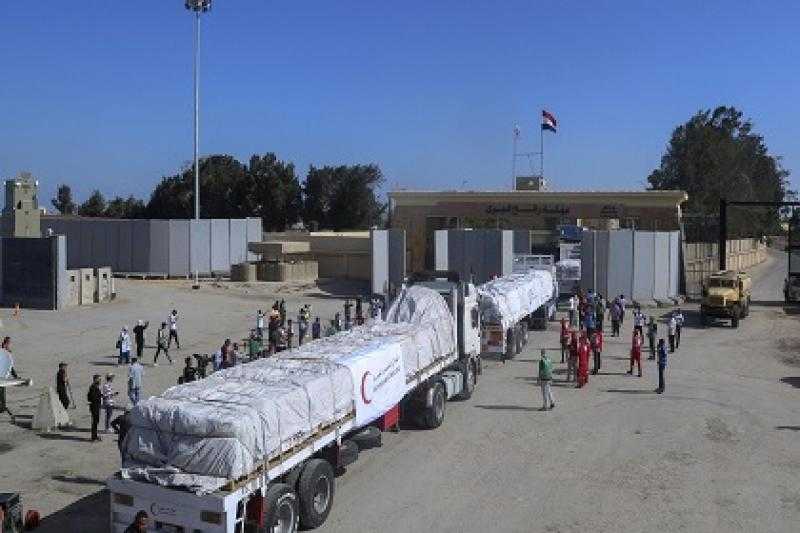 دخول 20 شاحنة مساعدات لأهالي غزة من معبر رفح