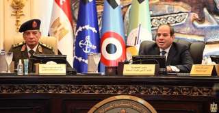 تفاصيل لقاء الرئيس السيسي بالمتقدمين للالتحاق بالأكاديمية العسكرية المصرية.. «فيديو»