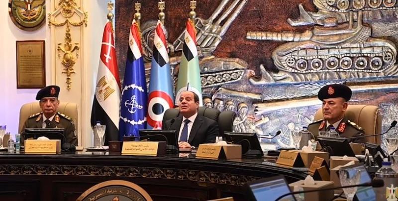 السيسي: القوات المسلحة تحرص على انتقاء أفضل الطلبة للانضمام لها