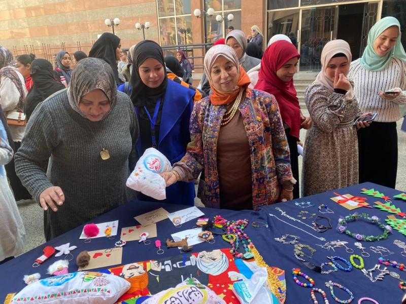 قصور الثقافة تناقش المشكلات المجتمعية للمرأة ضمن ملتقى مناهضة العنف بأسيوط