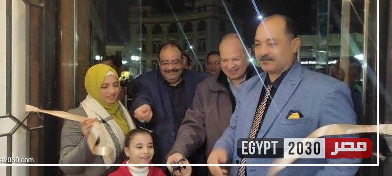 محافظ أسيوط يشهد المعرض الفني ”فكرة” ضمن أنشطة متنوعة بقصور الثقافة