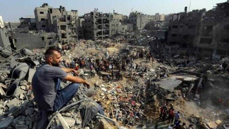 استشهاد طبيبة و11 من عائلتها إثر قصف بحي الشجاعية