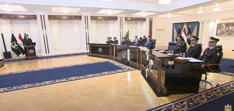 السيسي يشهد اختبارات كشف الهيئة للطلبة المتقدمين للالتحاق بكلية الشرطة.. «فيديو»