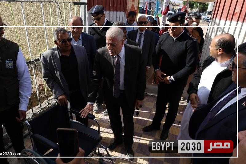 محافظ جنوب سيناء يتابع استعدادات لجان الانتخابات الرئاسية ويوجه بتوفير 40 أتوبيس لنقل مواطني الوديان إلى اللجان