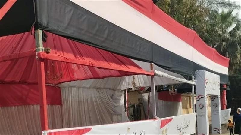 مدير أمن الجيزة يتفقد قوات تأمين اللجان الانتخابية