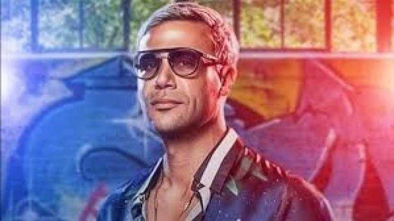 محمد إمام يروج لفيلمه الجديد «شمس الزناتي»