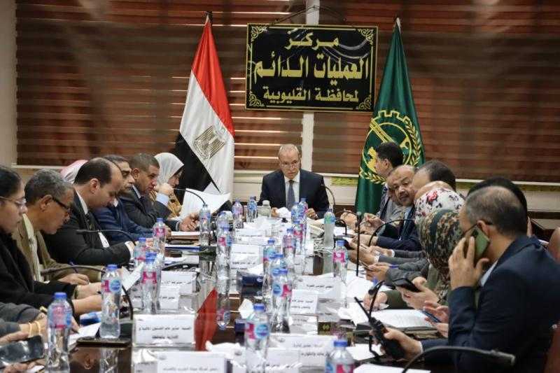 محافظ القليوبية يتابع غرفة عمليات الانتخابات الرئاسية وفتح اللجان أمام الناخبين