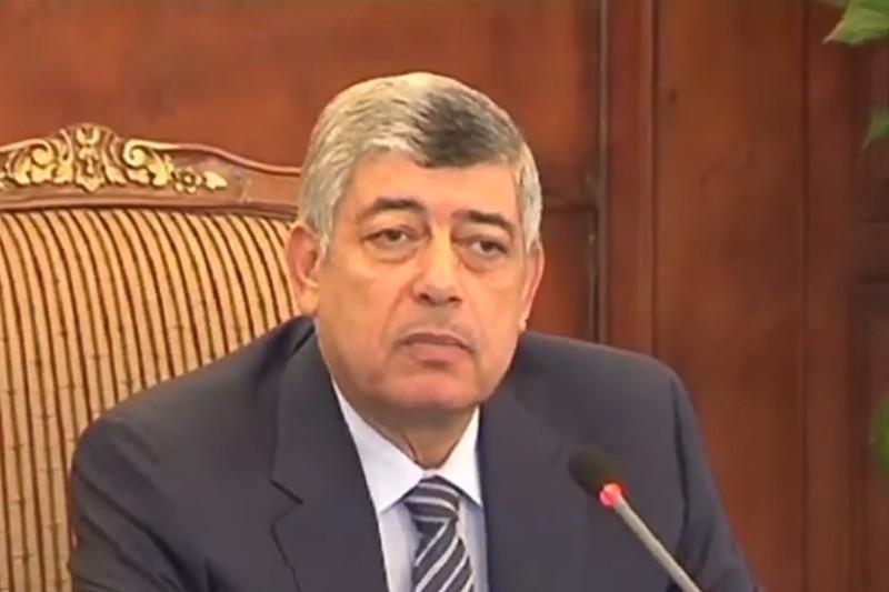 وزير الداخلية الأسبق يدلي بصوته في الانتخابات الرئاسية