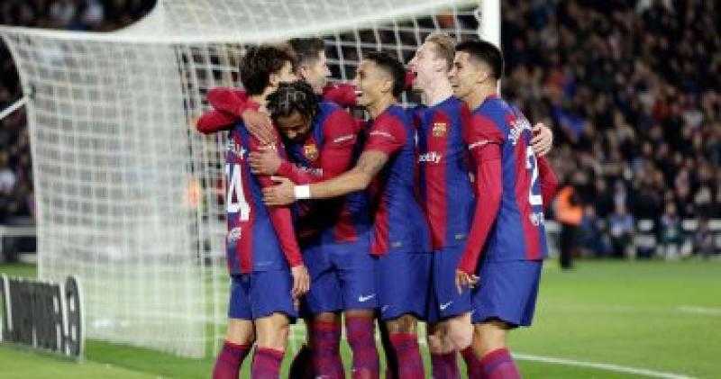 تعرف على قائمة برشلونة لمباراة جيرونا في الدوري الإسباني