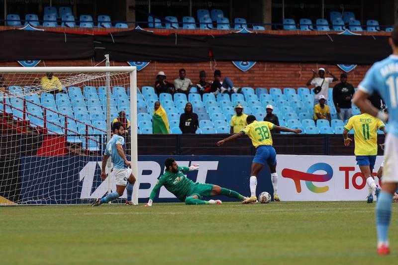 بـ10 لاعبين.. بيراميدز ينتزع نقطة ثمينة من صن داونز في دوري أبطال إفريقيا