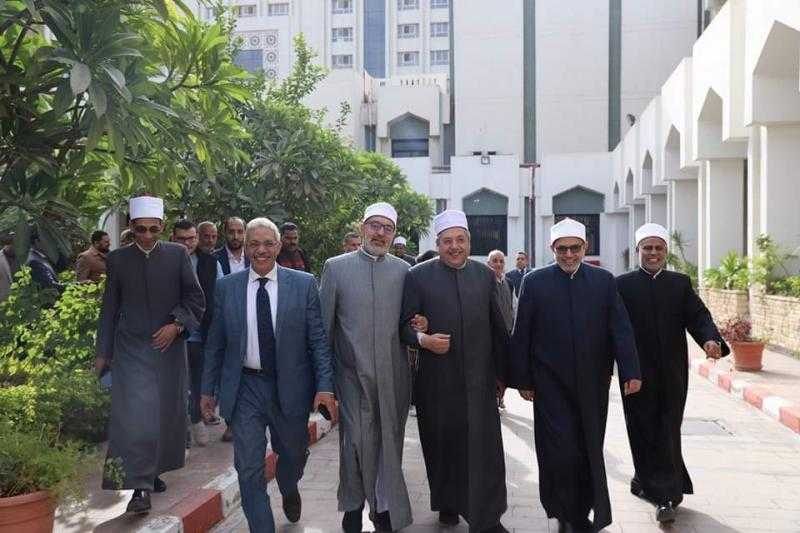 واجب وطني.. قيادات الأزهر يشاركون في الانتخابات الرئاسية