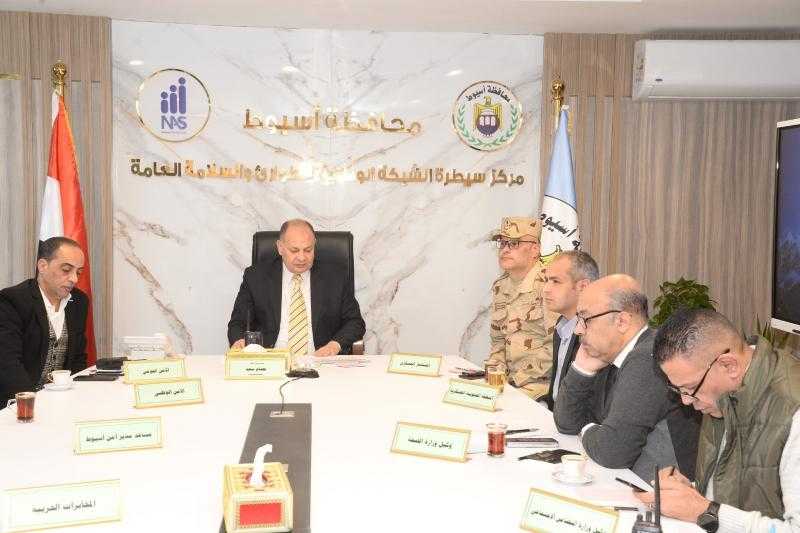محافظ أسيوط: فتح جميع اللجان الانتخابية بالمحافظة لاستقبال المواطنين في اليوم الثاني