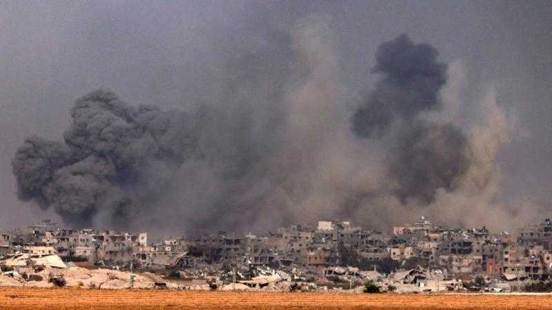 إعلام فلسطيني: غارات إسرائيلية تستهدف مخيمي المغازي والبريج وسط غزة
