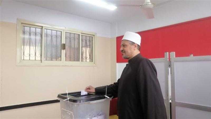 مستشار المفتي: يجب أن نلتف حول القيادة السياسية للنهوض بالدولة
