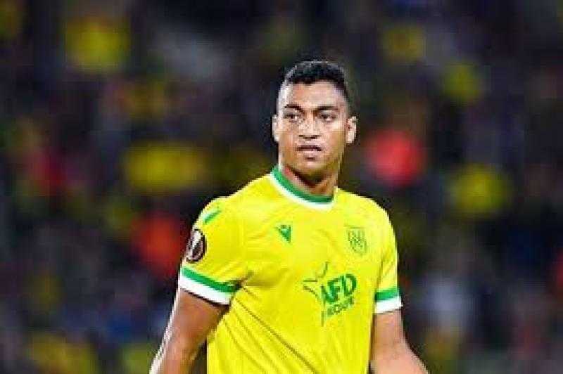 هشام يكن: مصطفى محمد مهاجم مصر الأوحد.. والمنتخب يعول على المحترفين