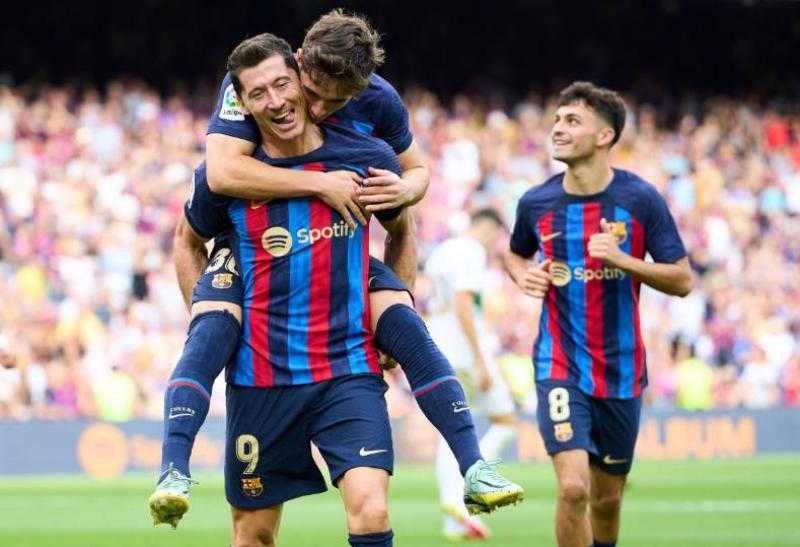 بقرار حكومي.. منع نجوم برشلونة من الاستحمام في النادي بعد المباريات