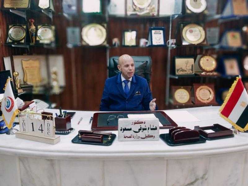 وكيل وزارة الصحة بالشرقية يجتمع بمديري الإدارات الفنية لمناقشة خطة استراتيجية المضادات الحيوية وترشيد استهلاكها