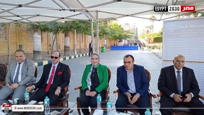 جانب من المتابعة