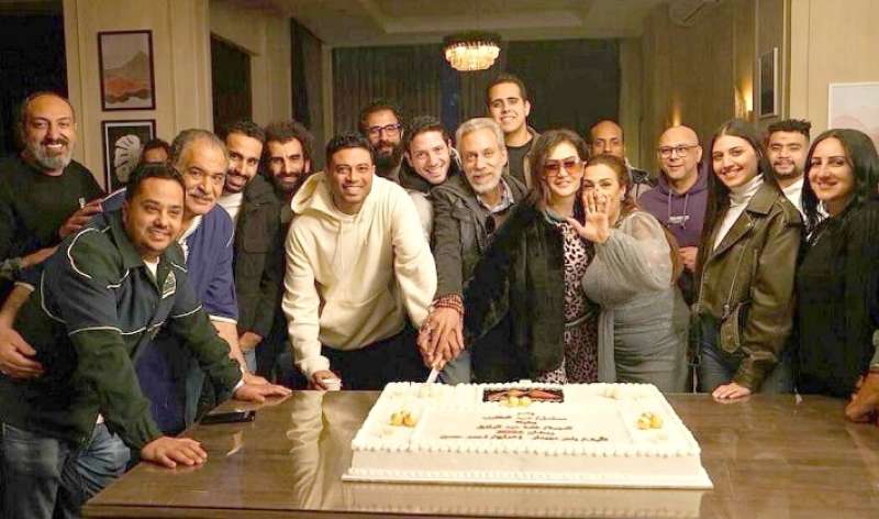 غادة عبدالرازق وفريق عمل صيد العقارب