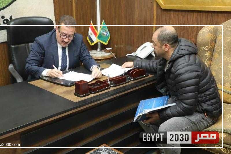 محافظ المنوفية يقرر صرف مساعدات مالية عاجلة ومواد غذائية لعدد من الحالات الإنسانية