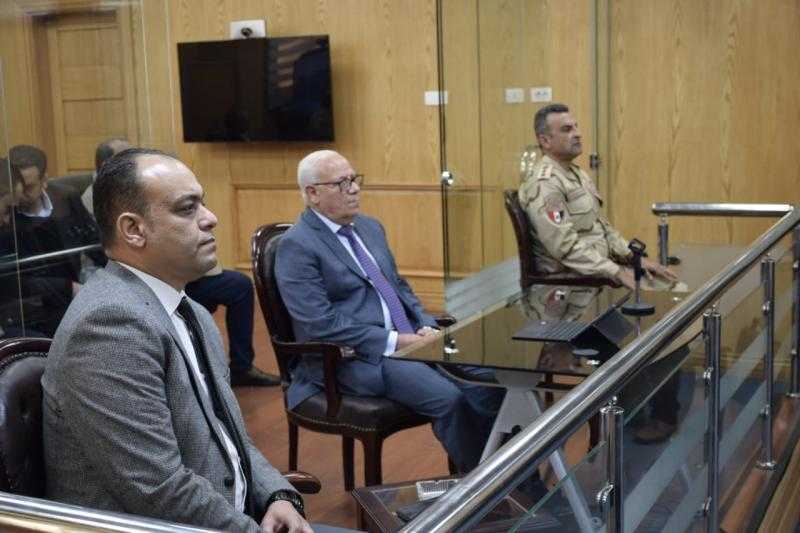 محافظ بورسعيد ولجنة من الرقابة الإدارية يتفقدون الشبكة الوطنية لخدمات الطوارىء