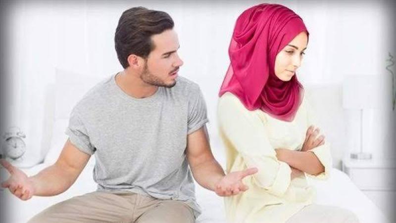 هل إذا غضب الزوج من زوجته تلعنها الملائكة؟.. «أمين الفتوى» يُجيب