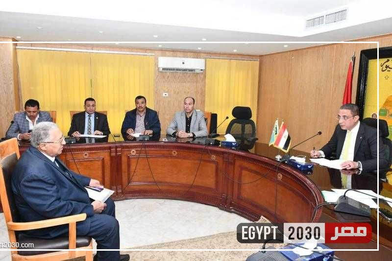 محافظ الفيوم يوجه بتوفير الرعاية الطبية والعلاج اللازم لعدد من الحالات المرضية