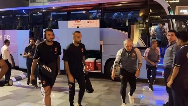 حافلة الأهلي تصل ملعب الملك عبدالله لخوض مباراة فلومينينسي